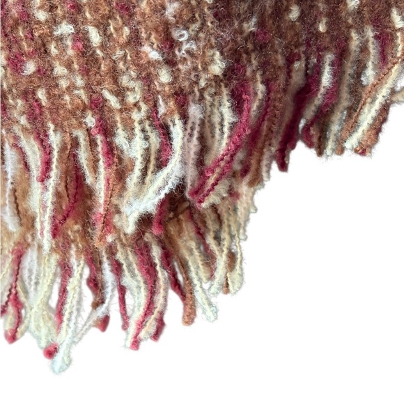 Plaid Ruana Poncho Wrap Fringe One Size NWT Cozy Winter Cape by Cejon - Picture 4 of 6